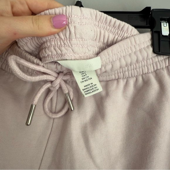H&M Pink Sweat Shorts - Picture 3 of 3